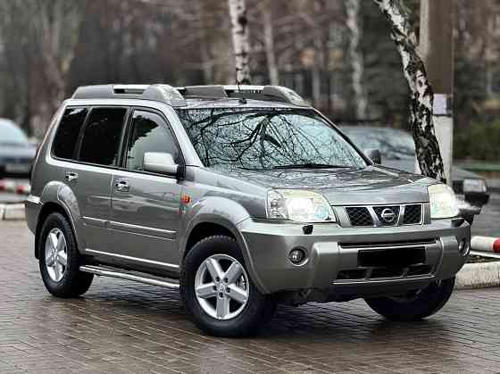 Шикарный Nissan X-Trail Донецк
