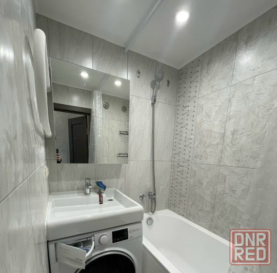 Сдаю однокомнатную квартиру 32.0 м² этаж 4 город Донецк, Киевский район Донецк - изображение 3