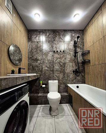 Однушка в Ворошиловском районе, ориентир Филармония. Донецк - изображение 4