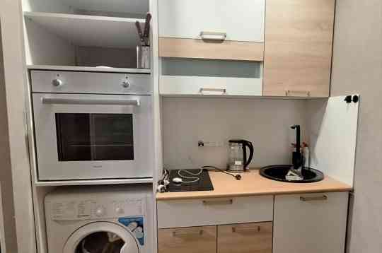 Сдаю студию 18.0 м² этаж 8/9 город Донецк, Будёновский район Донецк