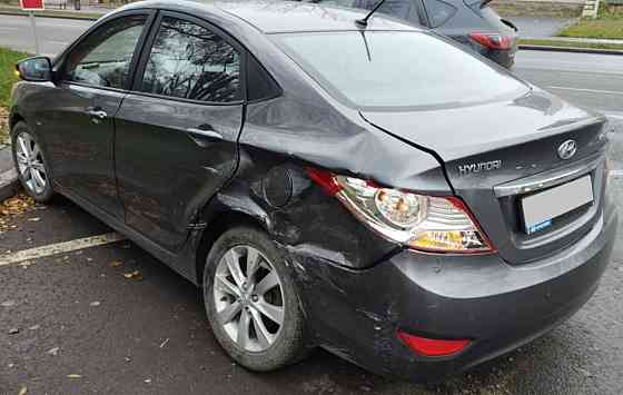 Срочно продаю свой Hyundai Accent 1,6л акпп, 1 владелец реальный пробег 86650 км после недавнего дтп Донецк