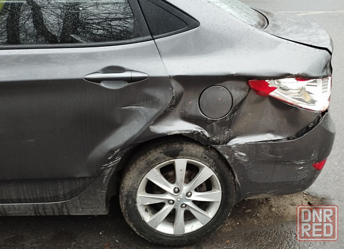 Срочно продаю свой Hyundai Accent 1,6л акпп, 1 владелец реальный пробег 86650 км после недавнего дтп Донецк - изображение 4