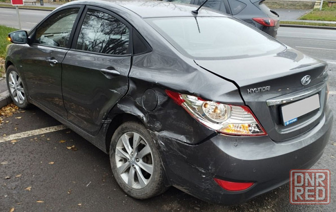 Срочно продаю свой Hyundai Accent 1,6л акпп, 1 владелец реальный пробег 86650 км после недавнего дтп Донецк - изображение 3