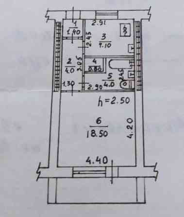 Продам крупногабаритную 1 к. кв., пр. Ильича, Мединститут, средний этаж Донецк