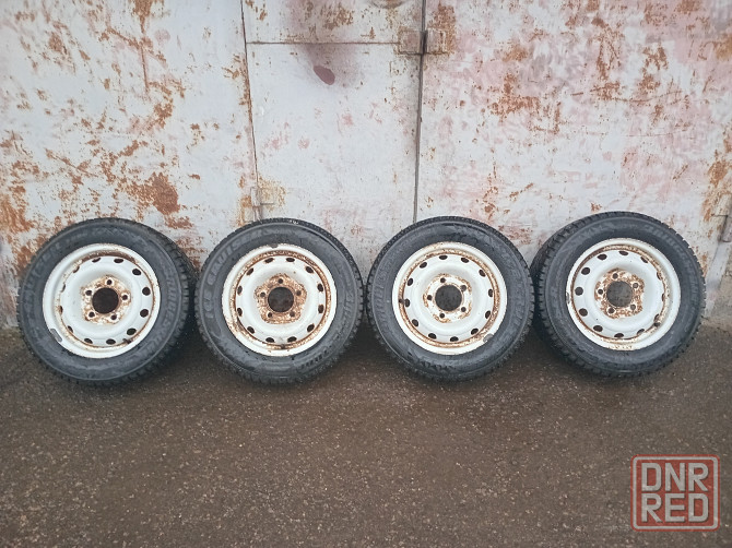 Продаю колёса на ниву с зимней резиной Донецк - изображение 1
