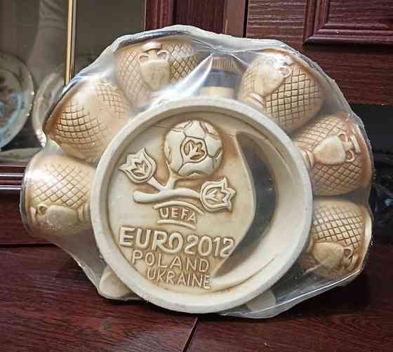 Штоф и стопки ( набор ) евро 2012 новый Донецк