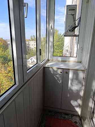 Продам 3х ком. квартиру 6/9,68 м2. Бульвар Шахтостроителей. Калининский район. Донецк