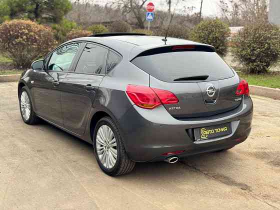 Opel Astra Донецк