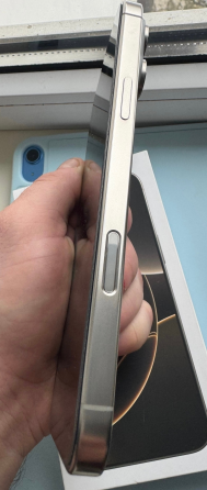 Продам iPhone 16 Pro Max 256гб Донецк