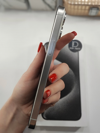 Продам IPhone 15 Pro Max 512 гб Донецк