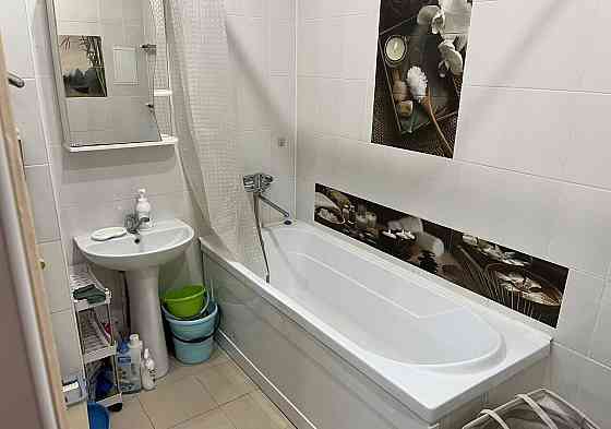 сдам однушку в районе ваза г. донецк Донецк