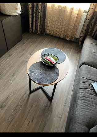 Продам стол журнальный Донецк