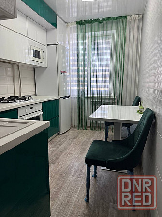 Продается трехкомнатная квартира в Левобережном районе Мариуполь - изображение 4