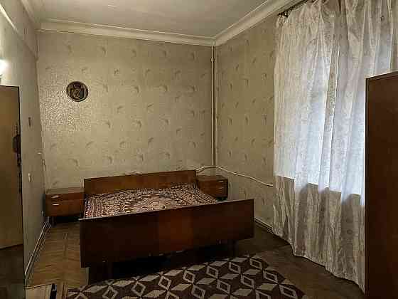 Сдам 2к кв на Марии Ульяновой. Калининский район. Недалеко от Медицинского Университета. Этаж 1.ан Донецк