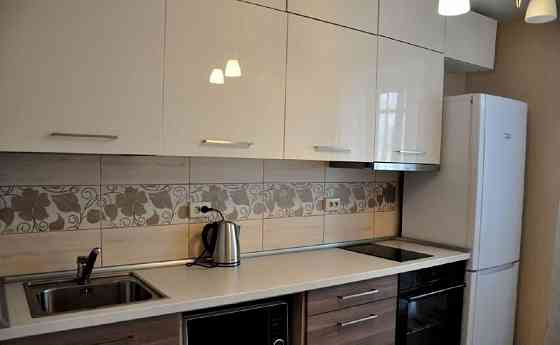 Сдаётся чистая-уютная квартира в Будённовском районе. Ориентир пл.Будённого Донецк