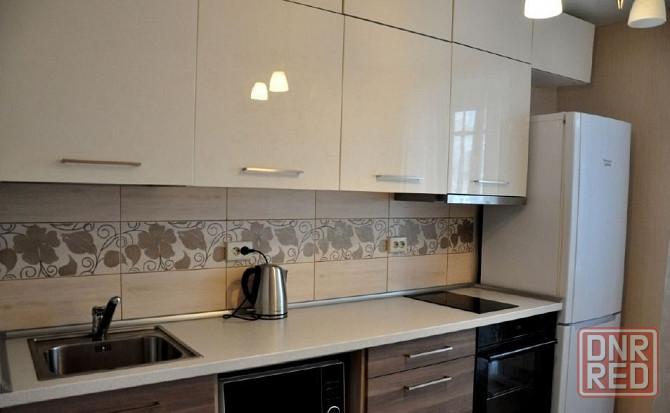 Сдаётся чистая-уютная квартира в Будённовском районе. Ориентир пл.Будённого Донецк - изображение 4