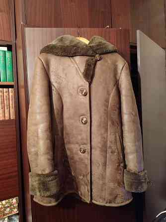 Дубленка женская коричневая, размер 44-46 (м) с капюшоном Донецк