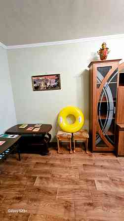 2 ком.квартира, кв . южный , 3/9 эт ., автономное отопление Луганск