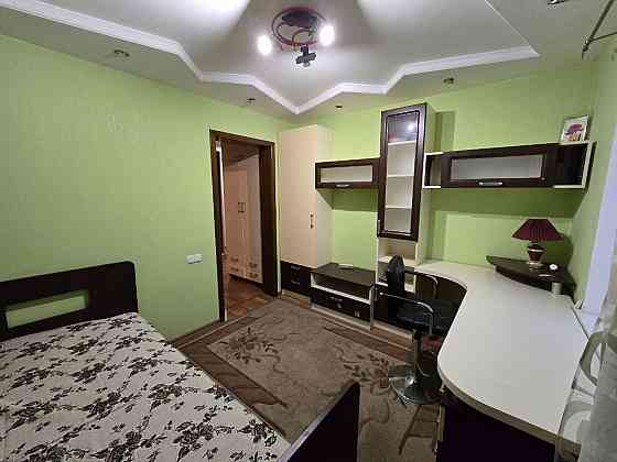 Сдам в аренду 3-х к. квартиру, Гвардейка, центр, ул.Чубаря. Макеевка