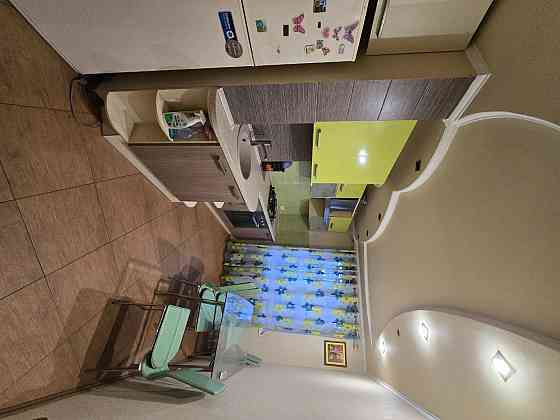 Сдам в аренду 3-х к. квартиру, Гвардейка, центр, ул.Чубаря. Макеевка