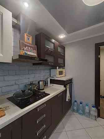 продам отличную 3-комнатную с современным ремонтом на стадионе Кировец Донецк