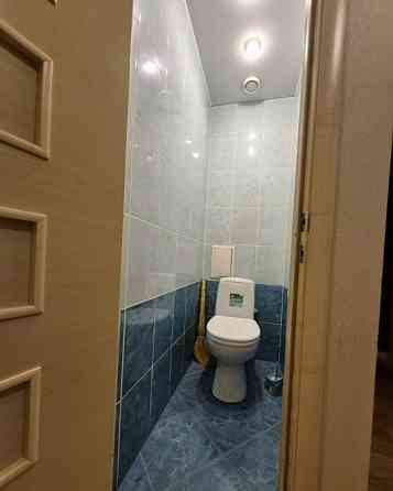 Сдаю однокомнатную квартиру 44.0 м² этаж 1/5 город Донецк, Калининский район, Мед Колледж Донецк