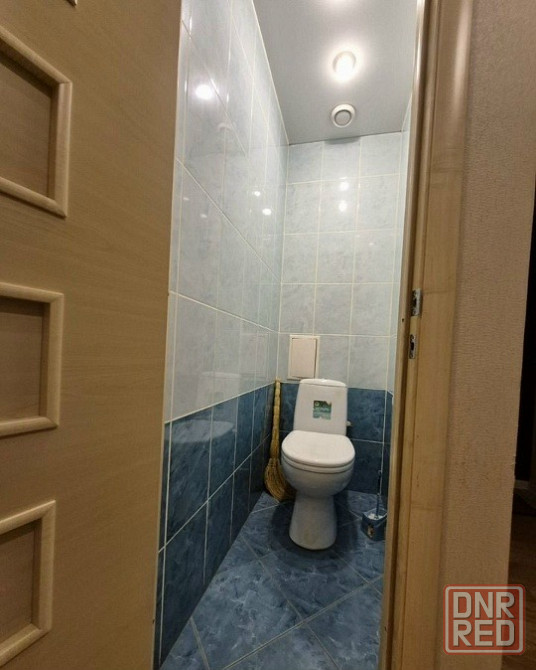 Сдаю однокомнатную квартиру 44.0 м² этаж 1/5 город Донецк, Калининский район, Мед Колледж Донецк - изображение 5