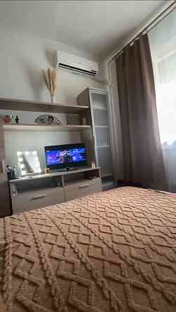 Сдается: Однокомнатная квартира Ленинский район ориентир Цирк 20.000 тысяч Донецк