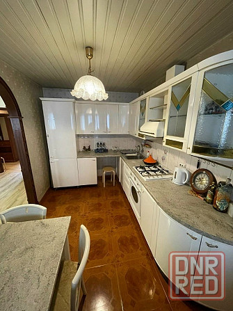 Сдается трехкомнатная квартира в Кировском районе по ул. Петровского Донецк - изображение 2