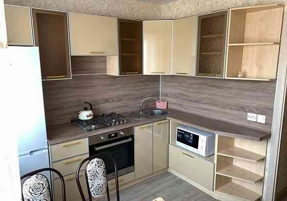 Сдам 2-комнатную квартиру в Калининском районе, Грузия. Донецк