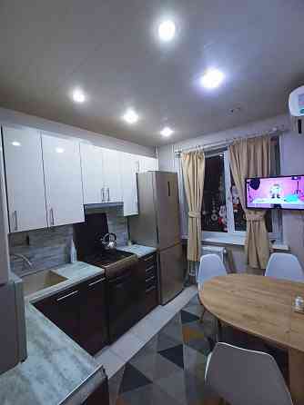 Сдам 2-комнатную квартиру в Куйбышевском районе, площадь Бакинских Комиссаров. Донецк