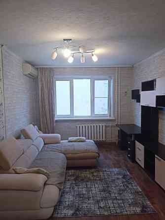 Сдам 2-комнатную квартиру в Куйбышевском районе, площадь Бакинских Комиссаров. Донецк