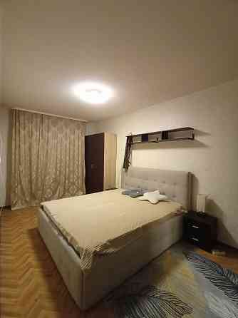 Сдам 2-комнатную квартиру в Куйбышевском районе, площадь Бакинских Комиссаров. Донецк