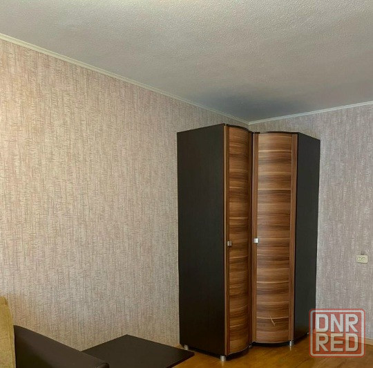Сдаю однокомнатную квартиру 35.0 м² этаж 3/10 город Донецк, Донецк - изображение 1