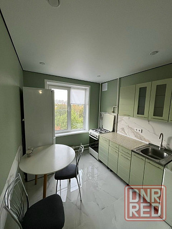 Сдаю однокомнатную квартиру 38.0 м² этаж 3/5 город Донецк, Киевский район, Таманский проспект. Донецк - изображение 4