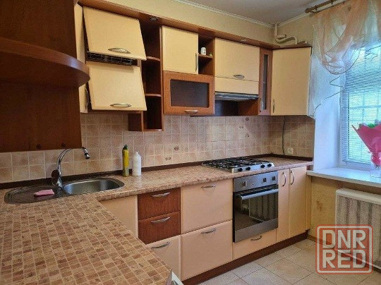 Сдаётся 2-х комнатная квартира в Буденновском районе, ул. 230-й Донецк - изображение 1