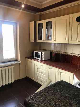 Сдам 1ком крупногабаритная с ремонтом ул Куйбышева д 218 с мебелью и техникой вода холодная,горячая Донецк