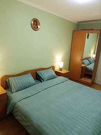 Посуточно Центр 2к Ильича 13 между пл Ленина и набережной Донецк