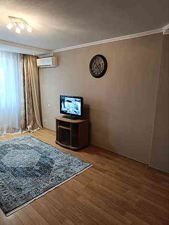 Посуточно Центр 2к Ильича 13 между пл Ленина и набережной Донецк