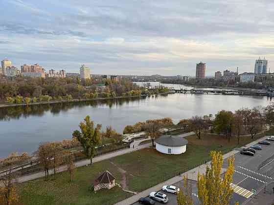 Сдам 2 комн.кв в центре, Набережная. гостиница Рамада Атлас Донецк