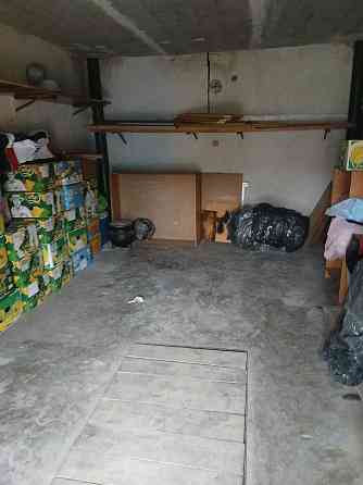Продам гараж в макеевке на 3/5. Макеевка