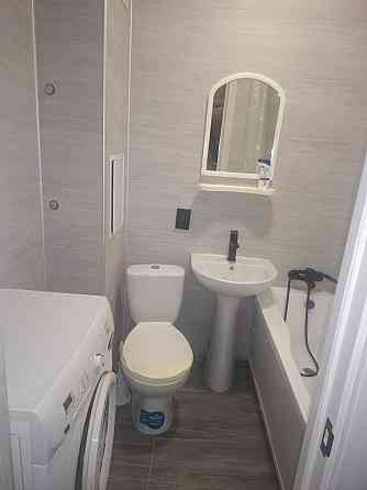 Сдам посуточно однокомнатную квартиру Донецк Микрорайон Мирный Вода Круглосуточно. Донецк