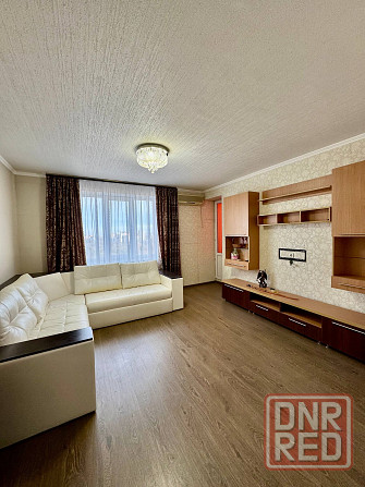 Продажа крупногабаритной 2к.кв по пр-ту Гвардейский (ор-р кафе Лукоморье) Донецк - изображение 1