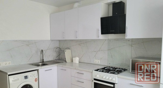 Сдаю однокомнатную квартиру Ленинском районе Донецк - изображение 2