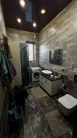 Дом 360м2 ул. Звейнека рн. Таксопарка Луганск