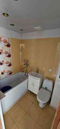 Продается светлая и просторная двухкомнатная квартира а г.Торезе Торез