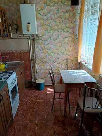 Продам 2к ул. Курчатова 1 Луганск