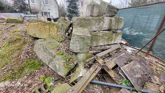 Отдам фундаментные блоки фбс Донецк