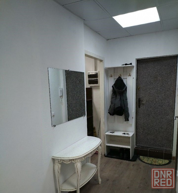 Сдаю трехкомнатную квартиру район: Куйбышевский Донецк - изображение 1
