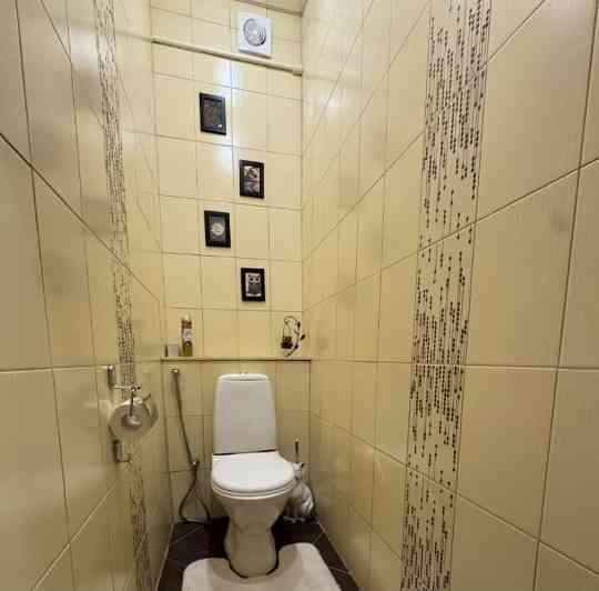 Сдаю двухкомнатную квартиру Район: Кировский Донецк